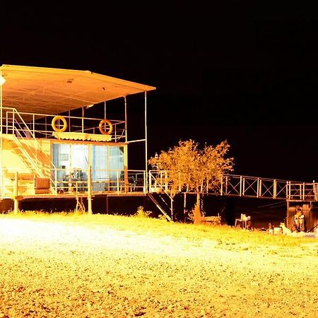 מלון מחמודיה Delta Pontoon מראה חיצוני תמונה